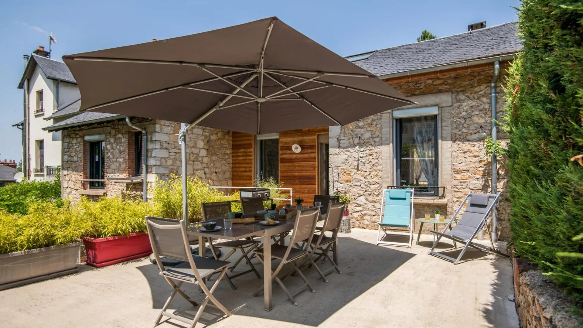 Hébergement de vacances La Ruthenoise - Elegance, Clim, Parking & Jardin